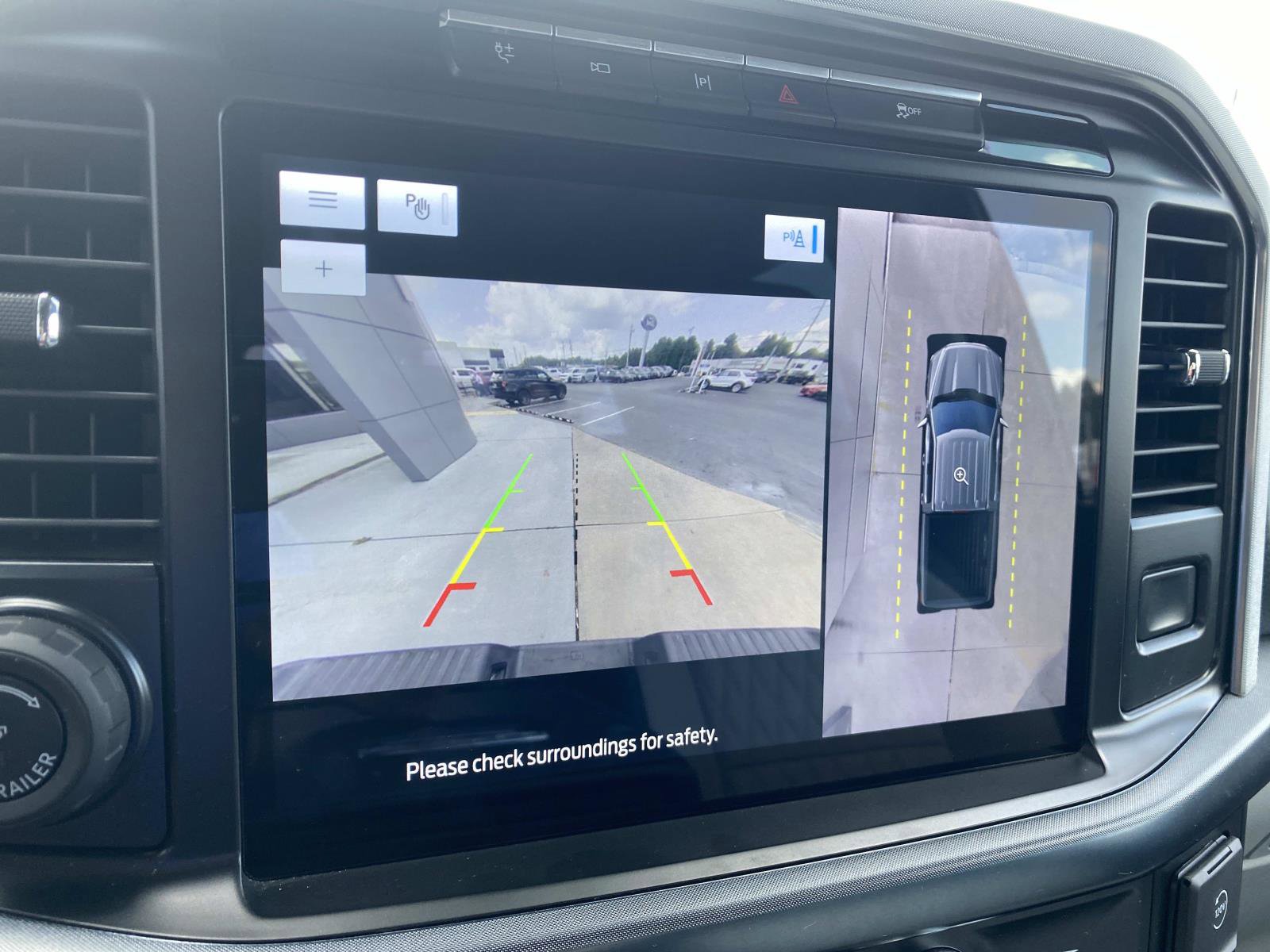 Used 2023 Ford F150 Limited image 26