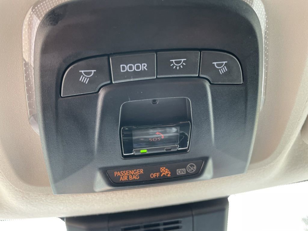 Used 2025 Toyota Corolla LE image 23