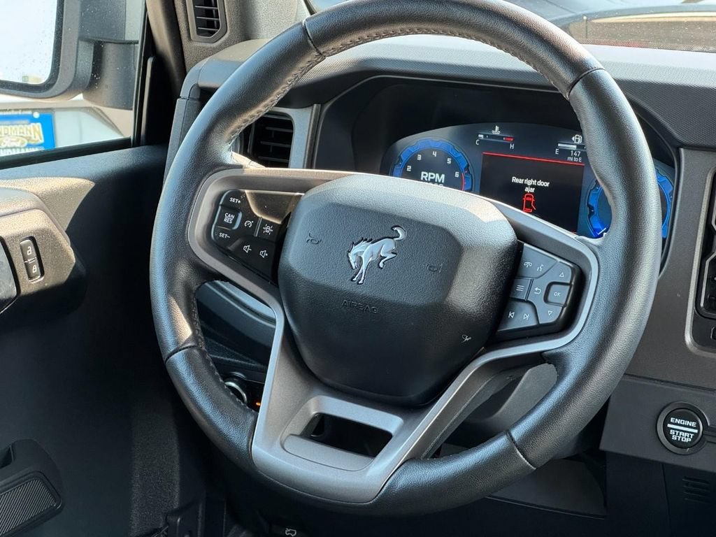 Used 2025 Ford Bronco Badlands AWD/4WD image 12