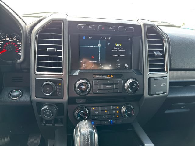 Used 2017 Ford F150 Raptor w/ Equipment Group 802A Luxury AWD/4WD image 18