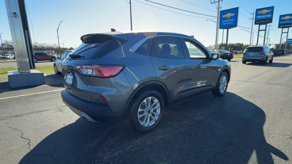 Used 2022 Ford Escape SE FWD image 8