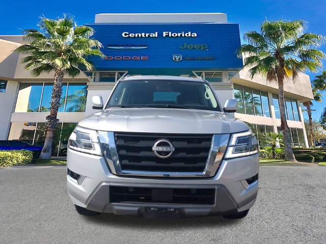 Used 2024 Nissan Armada SL w/ Captain's Chairs Package RWD image 3