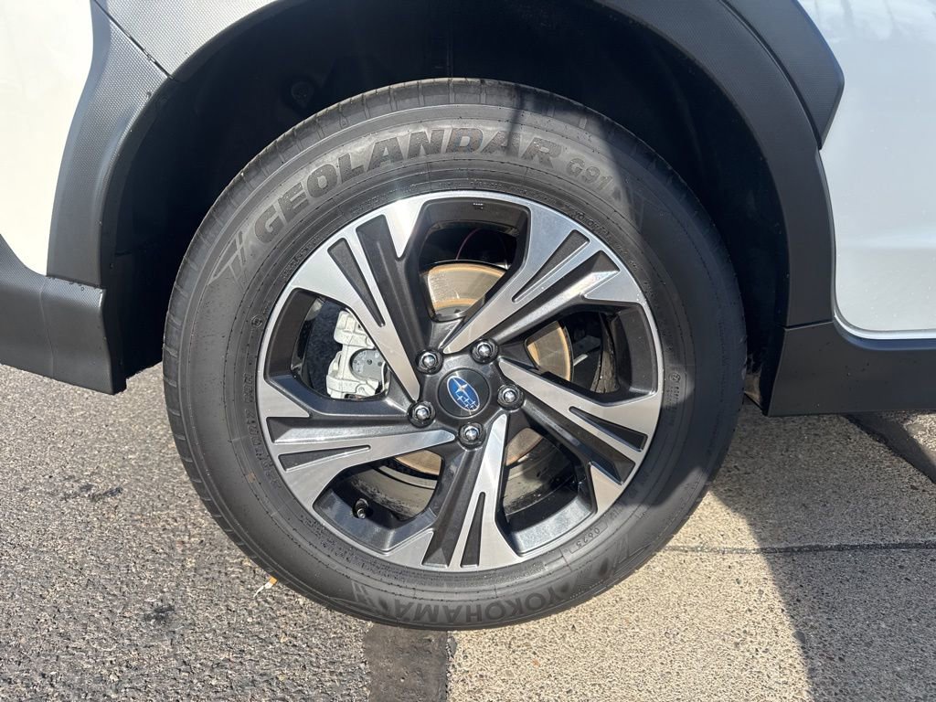 Used 2025 Subaru Crosstrek 2.5i Premium image 9