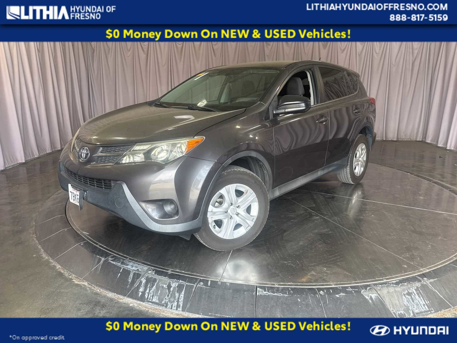 Used 2013 Toyota RAV4 LE FWD image 1