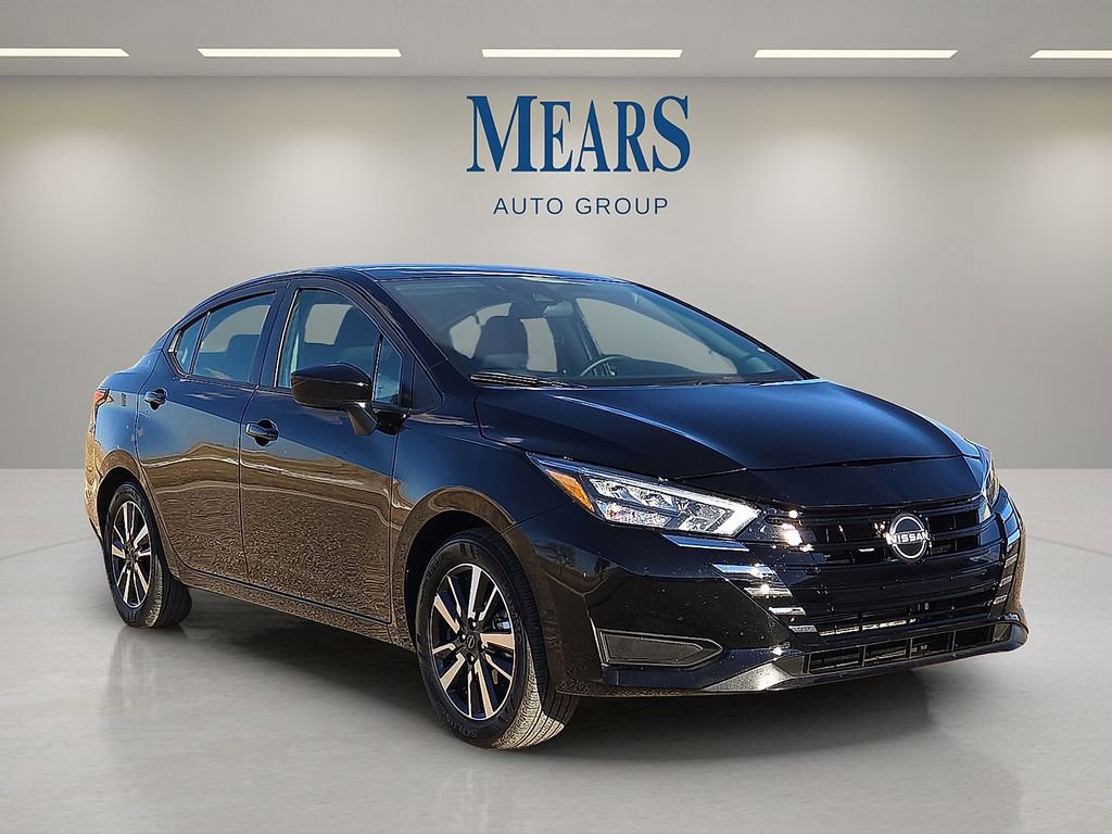 Used 2025 Nissan Versa SV image 7