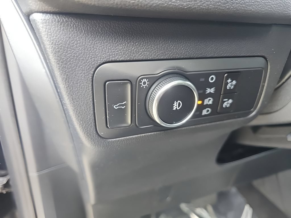 Used 2025 Ford Escape Platinum AWD/4WD image 11