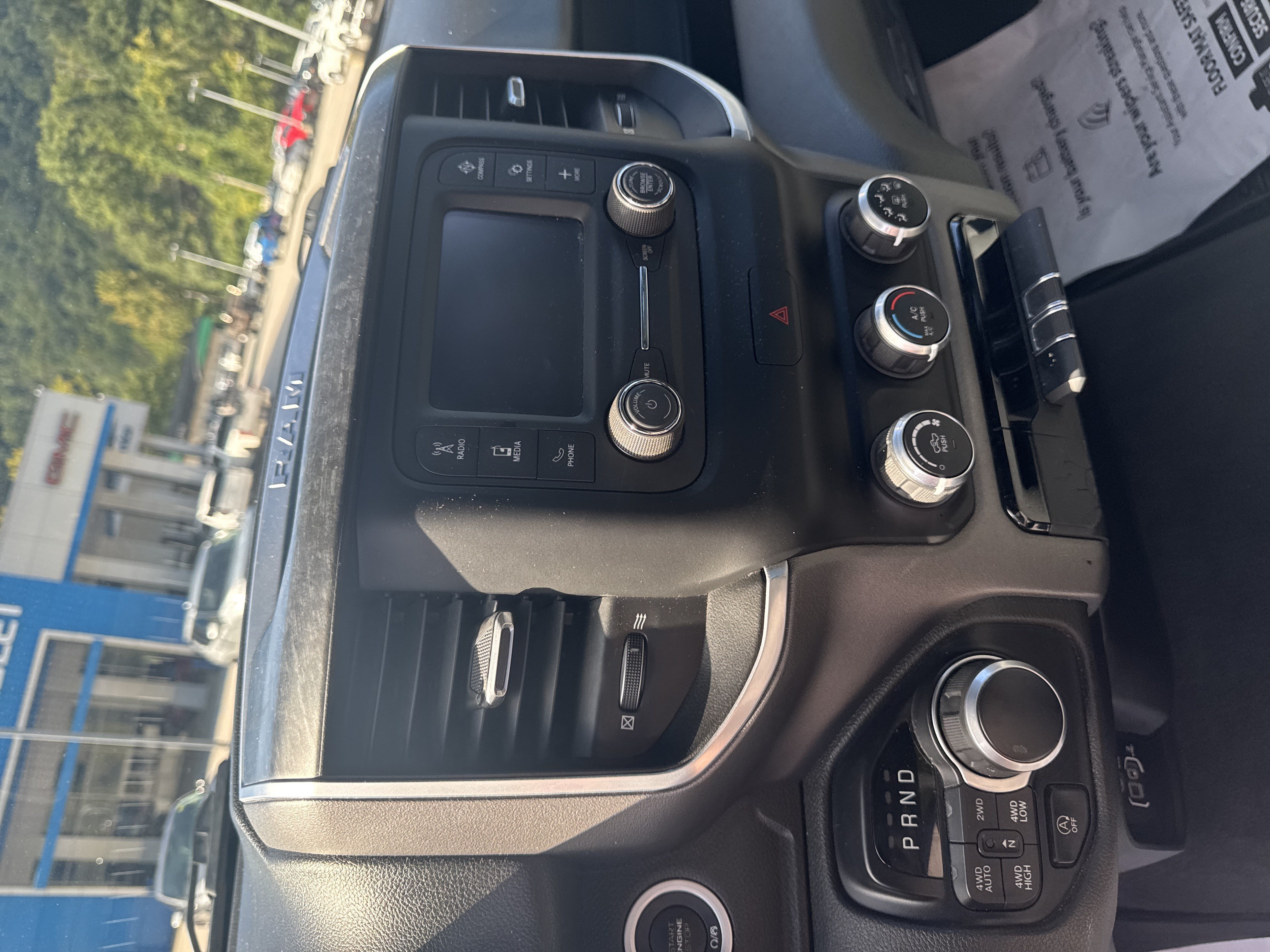 Used 2021 RAM 1500 Big Horn AWD/4WD image 14