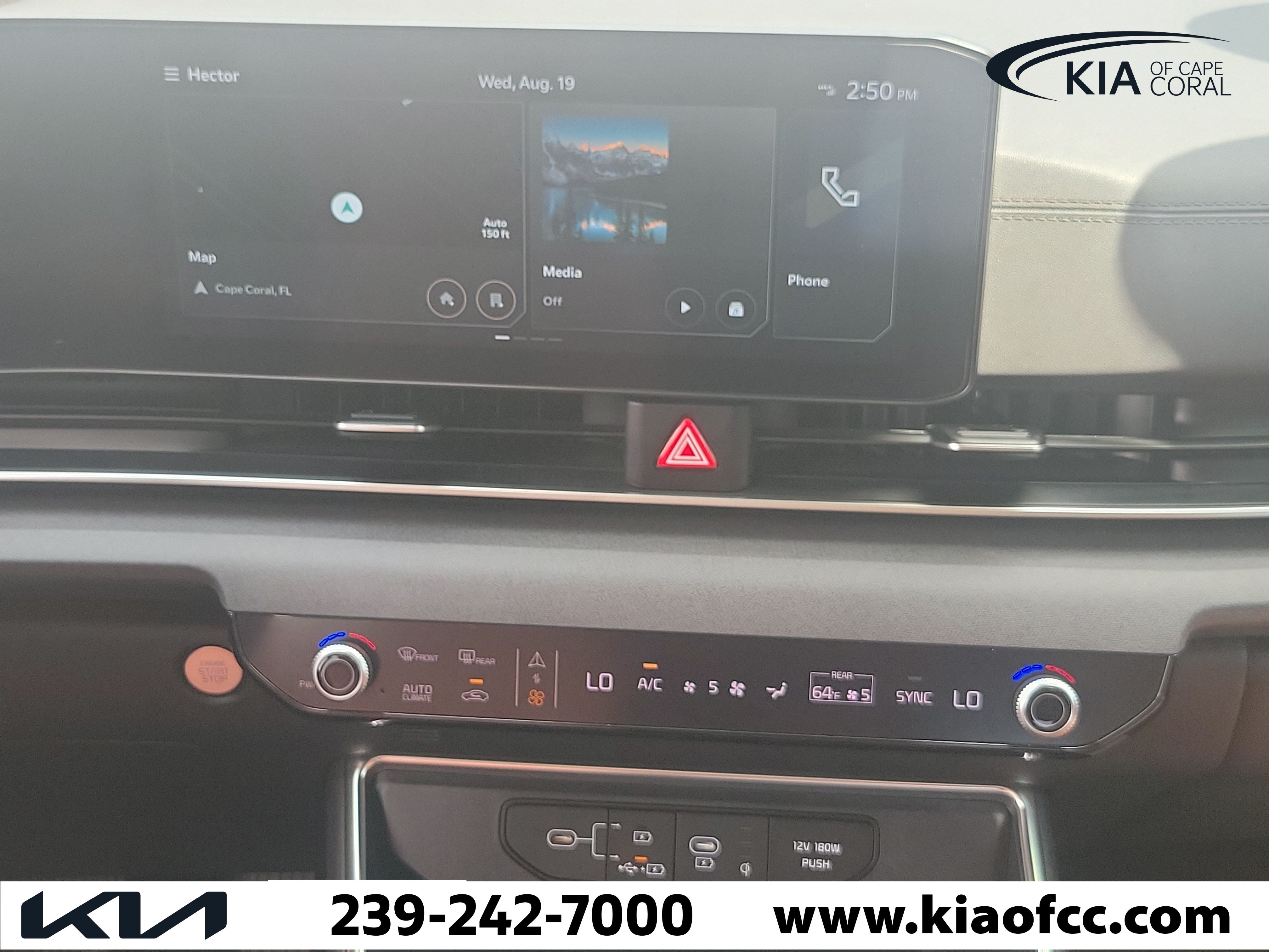 Certified 2025 Kia Carnival EX FWD image 19