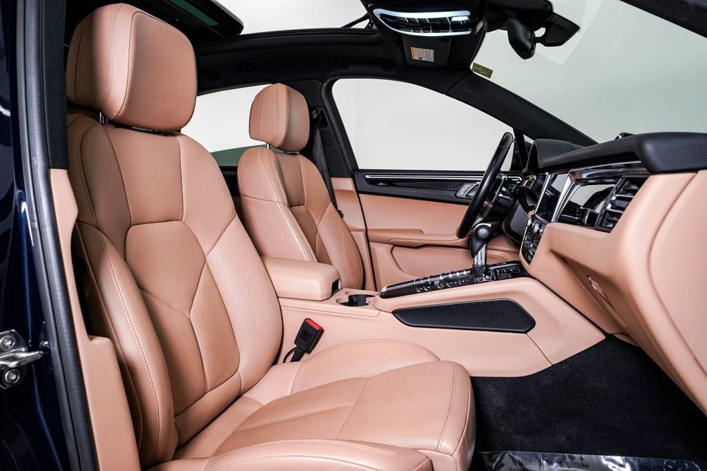 Used 2020 Porsche Macan image 15