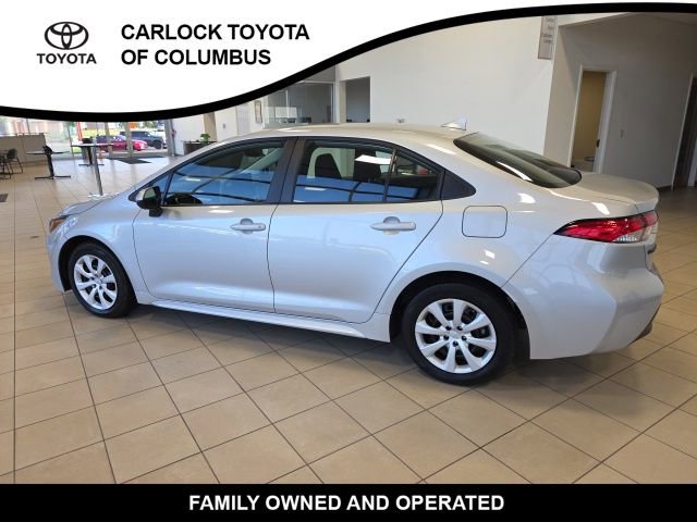 Used 2024 Toyota Corolla LE FWD image 9
