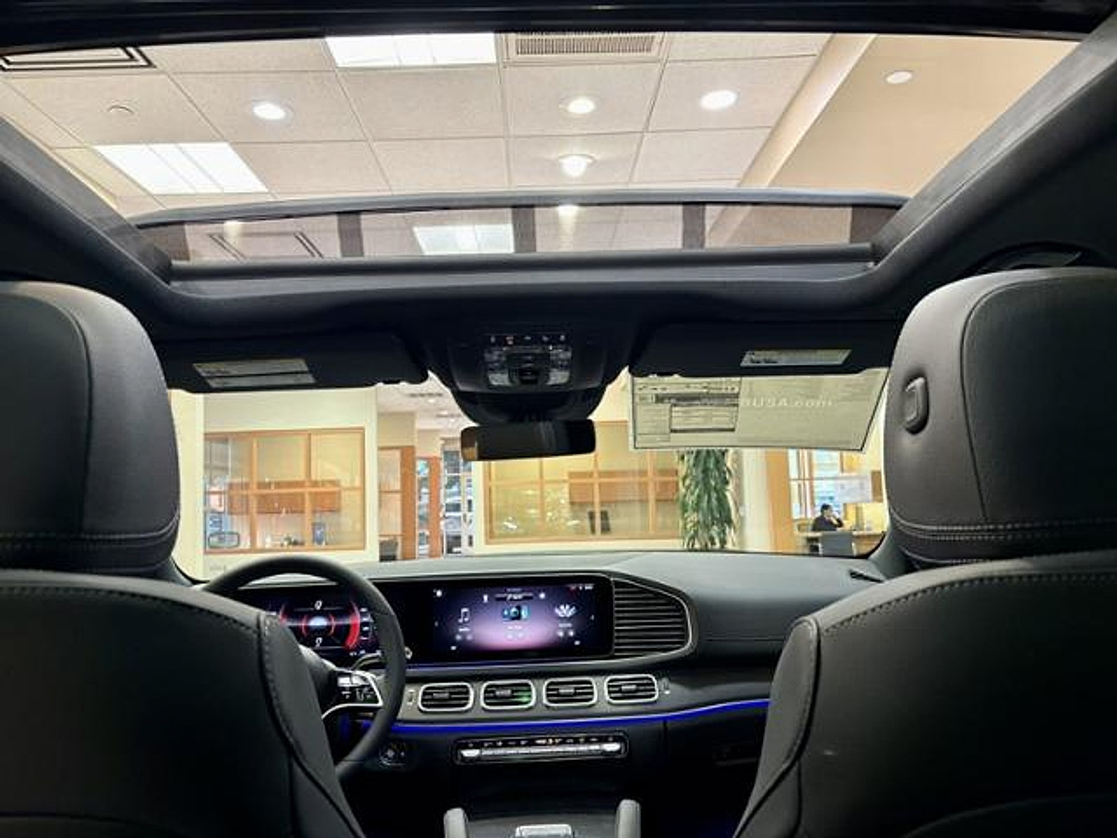 New 2026 Mercedes-Benz GLE 350 4MATIC image 12