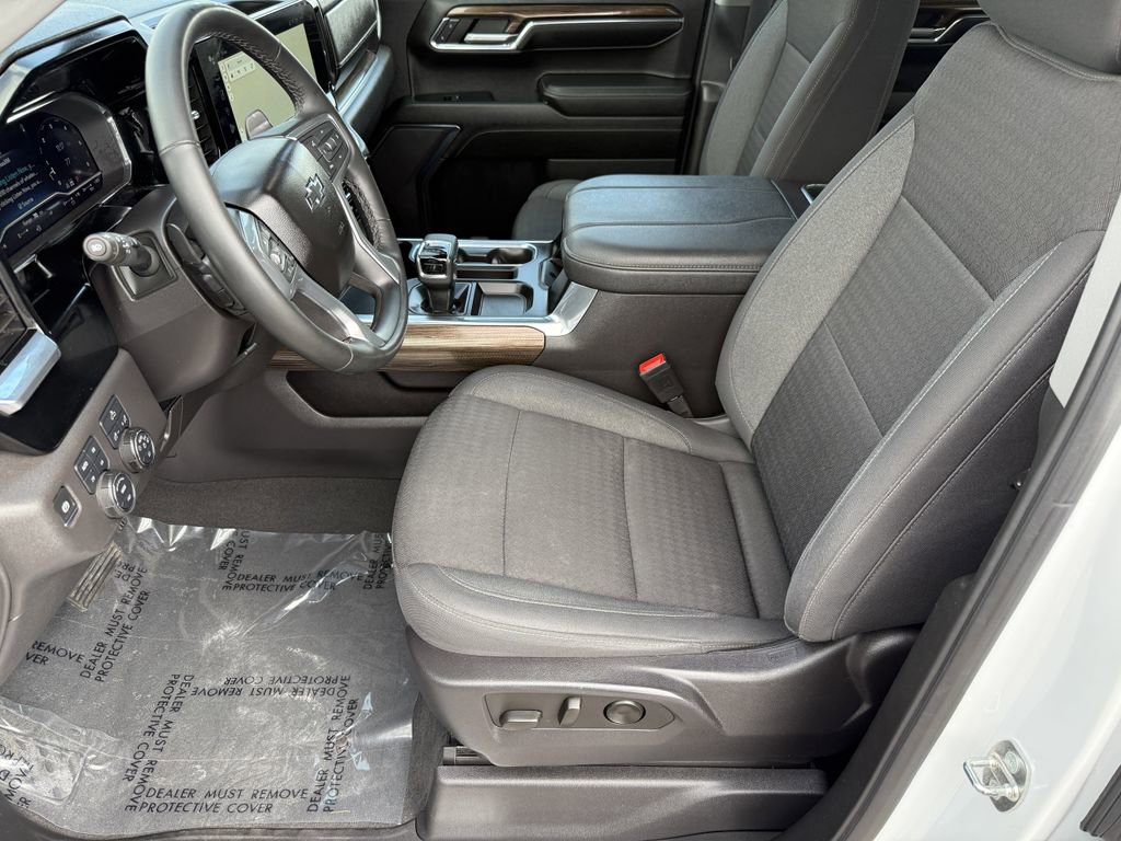 Used 2024 Chevrolet Silverado 1500 LT Trail Boss w/ Protection Package image 10