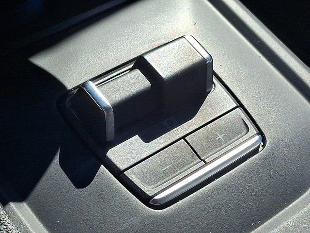 Used 2022 GMC Sierra 1500 AT4 w/ AT4 Premium Package image 26