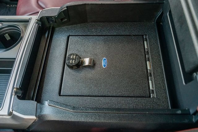 Used 2020 Ford F250 Platinum AWD/4WD image 32