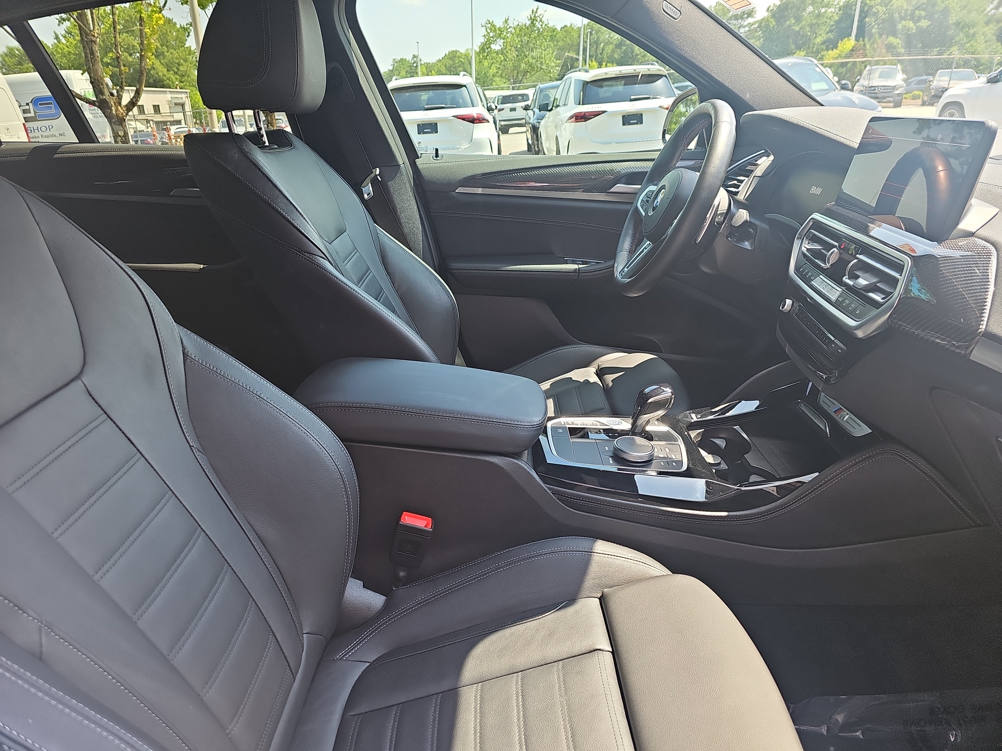 Used 2024 BMW X4 M40i w/ Premium Package AWD/4WD image 11