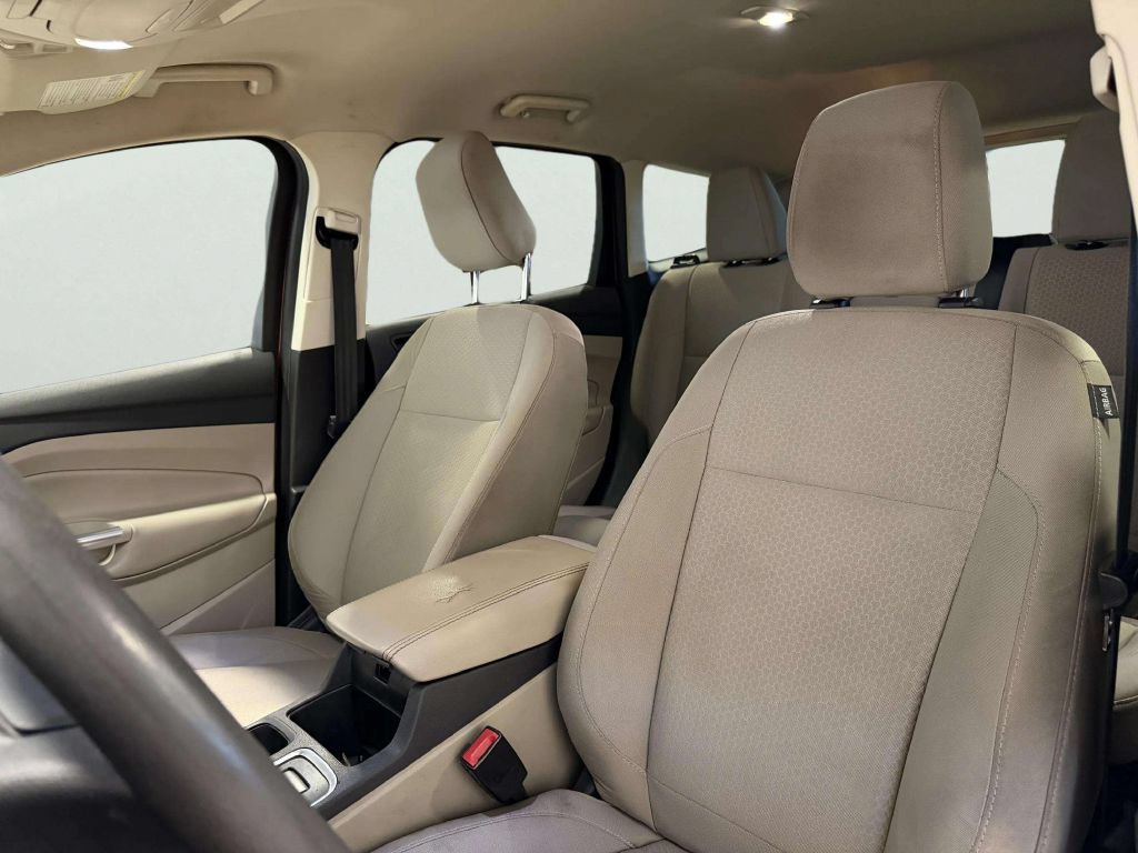 Used 2019 Ford Escape SE FWD image 15