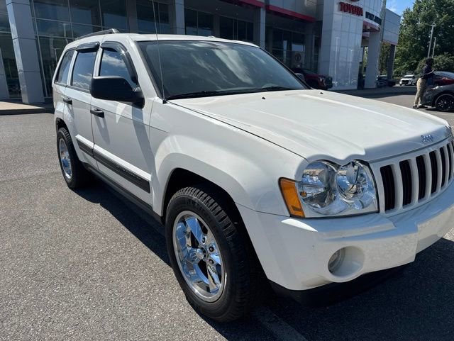 Used 2005 Jeep Grand Cherokee Laredo AWD/4WD image 2