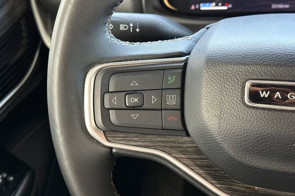 Used 2024 Jeep Wagoneer Series II w/ Flexible Seating Group image 37