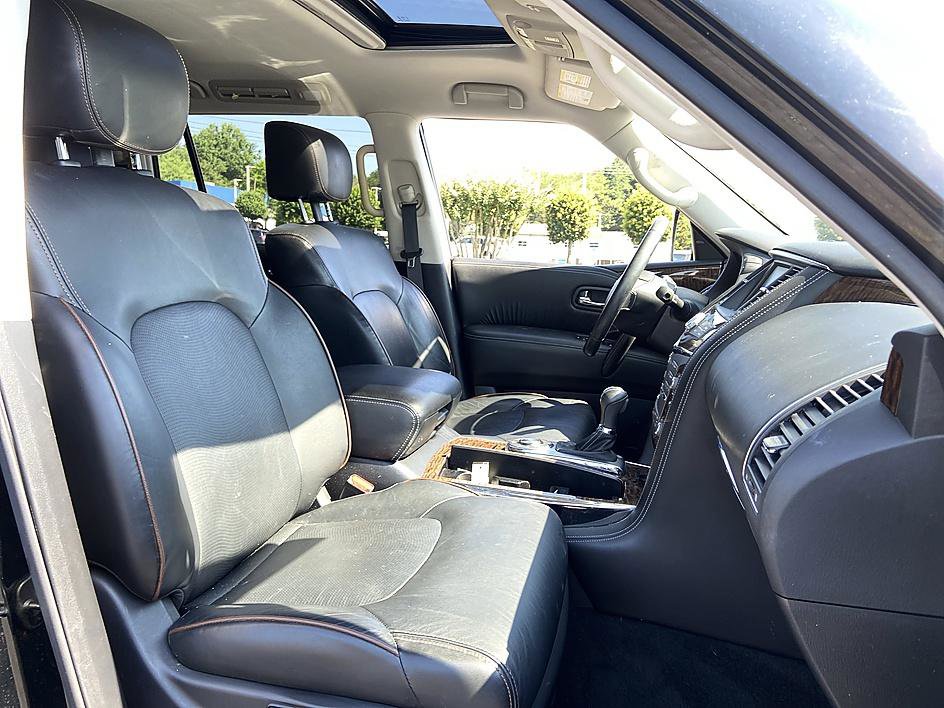 Used 2020 Nissan Armada Platinum w/ Captain's Chairs Package RWD image 18