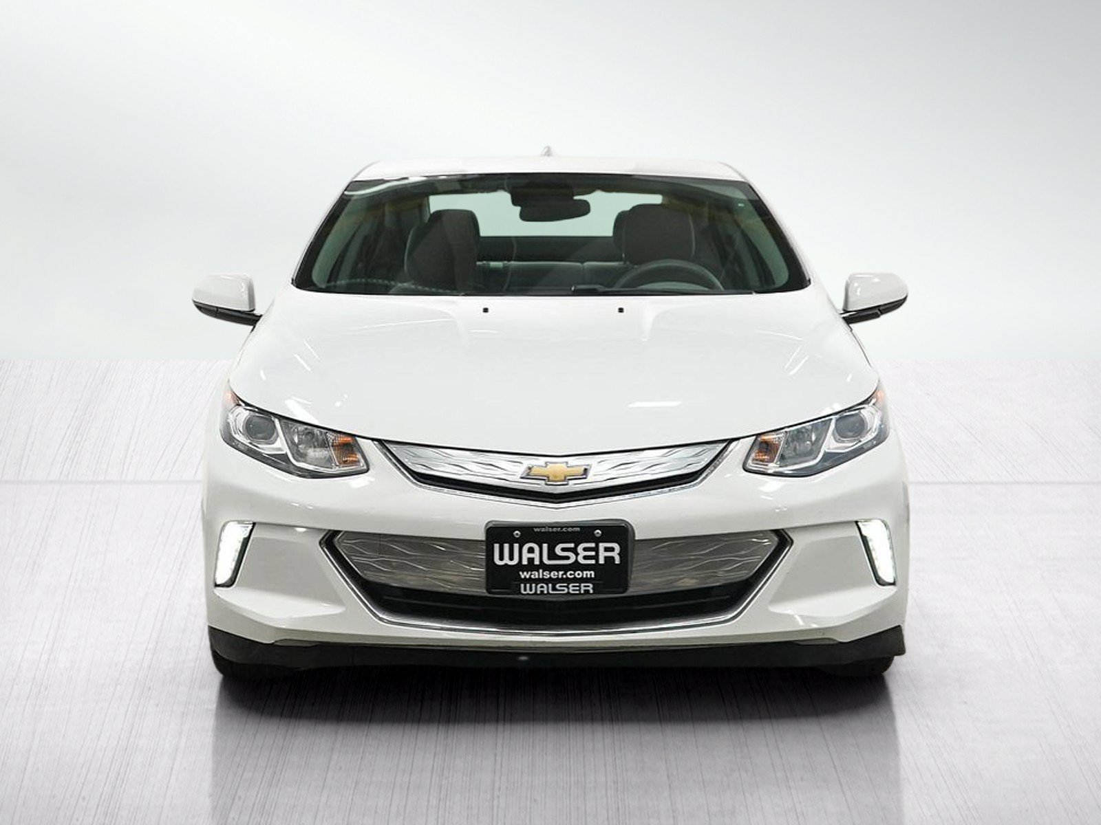 Used 2017 Chevrolet Volt LT w/ Comfort Package FWD image 8