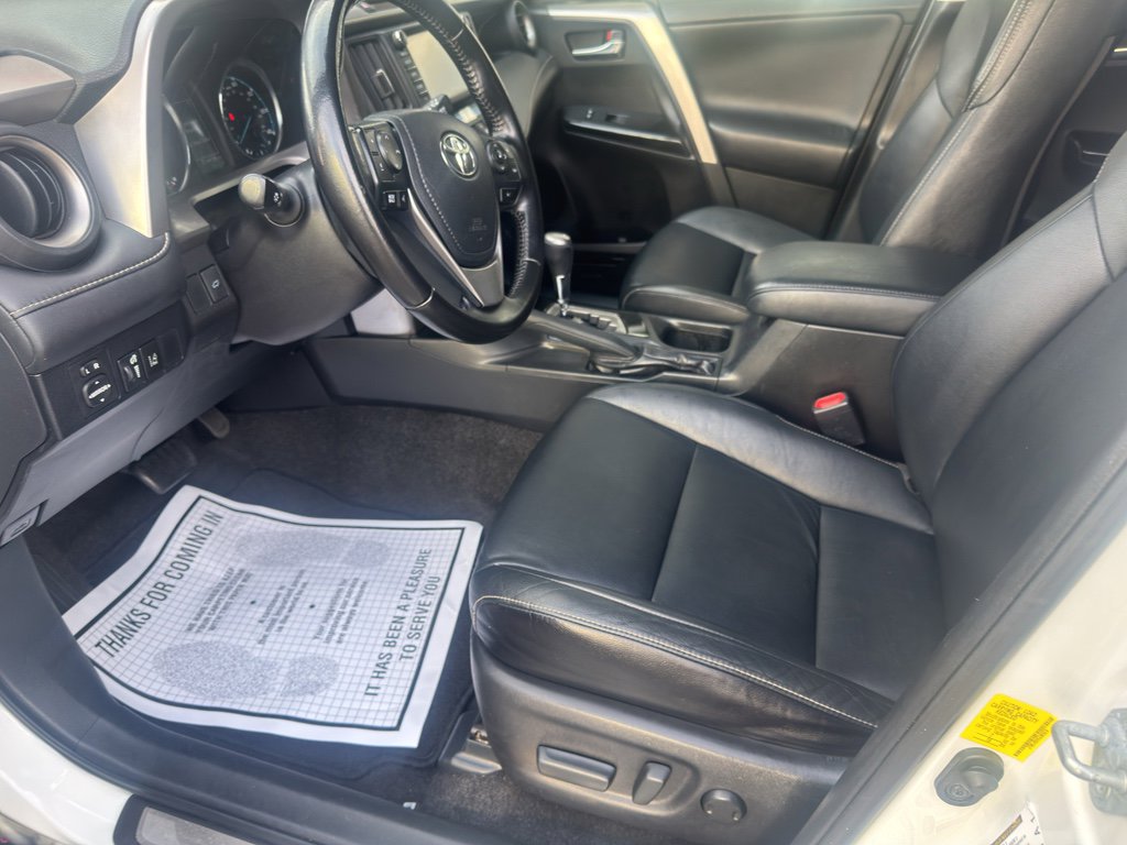 Used 2016 Toyota RAV4 Limited w/ Advanced Technology Package image 5