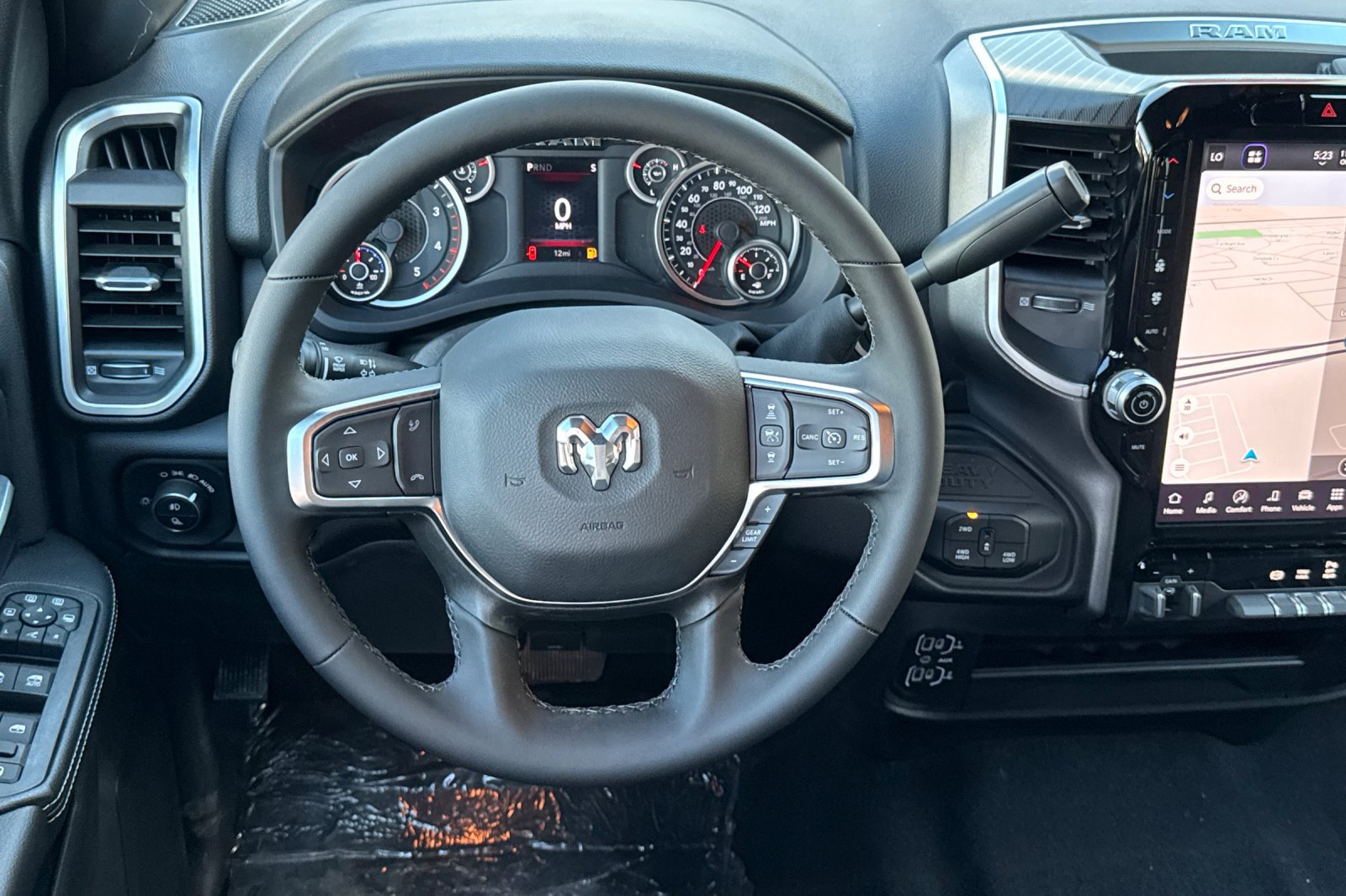New 2027 RAM 3500 Big Horn AWD/4WD image 13