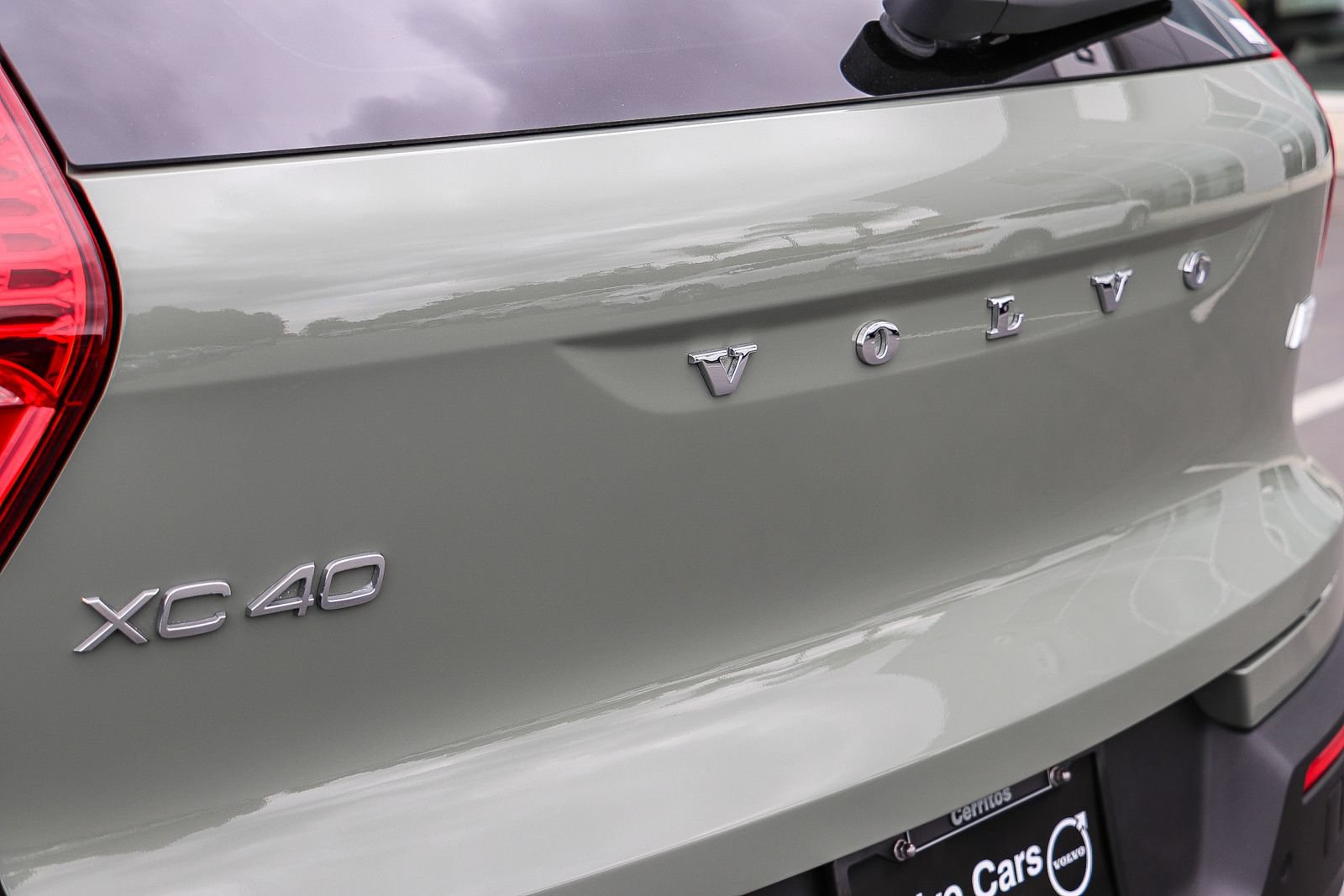 Used 2023 Volvo XC40 Recharge Plus AWD/4WD image 10