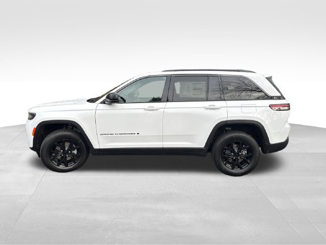 New 2026 Jeep Grand Cherokee Altitude AWD/4WD image 4