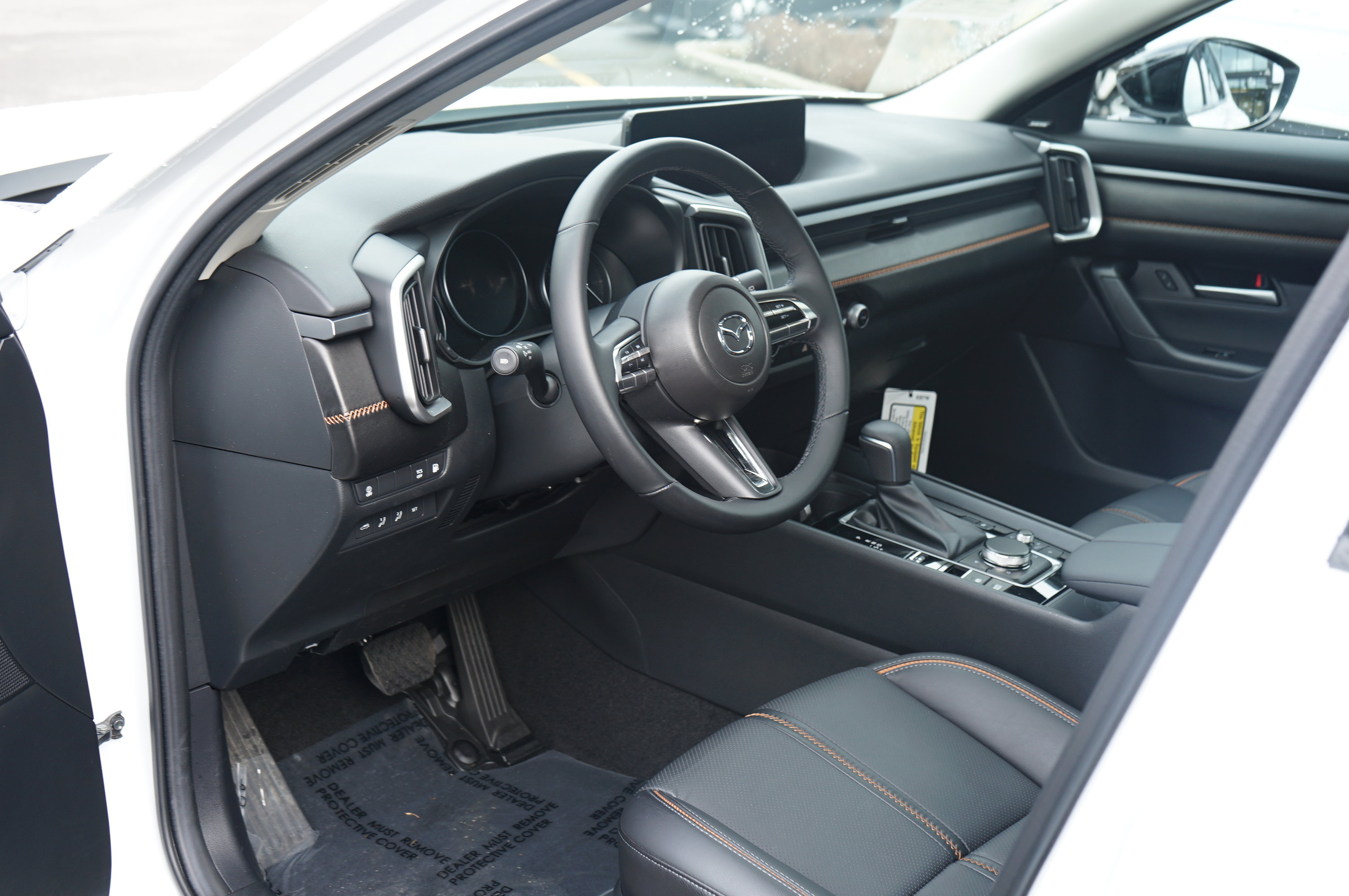 Certified 2025 MAZDA CX-50 AWD 2.5 Hybrid w/ Premium Pkg image 14