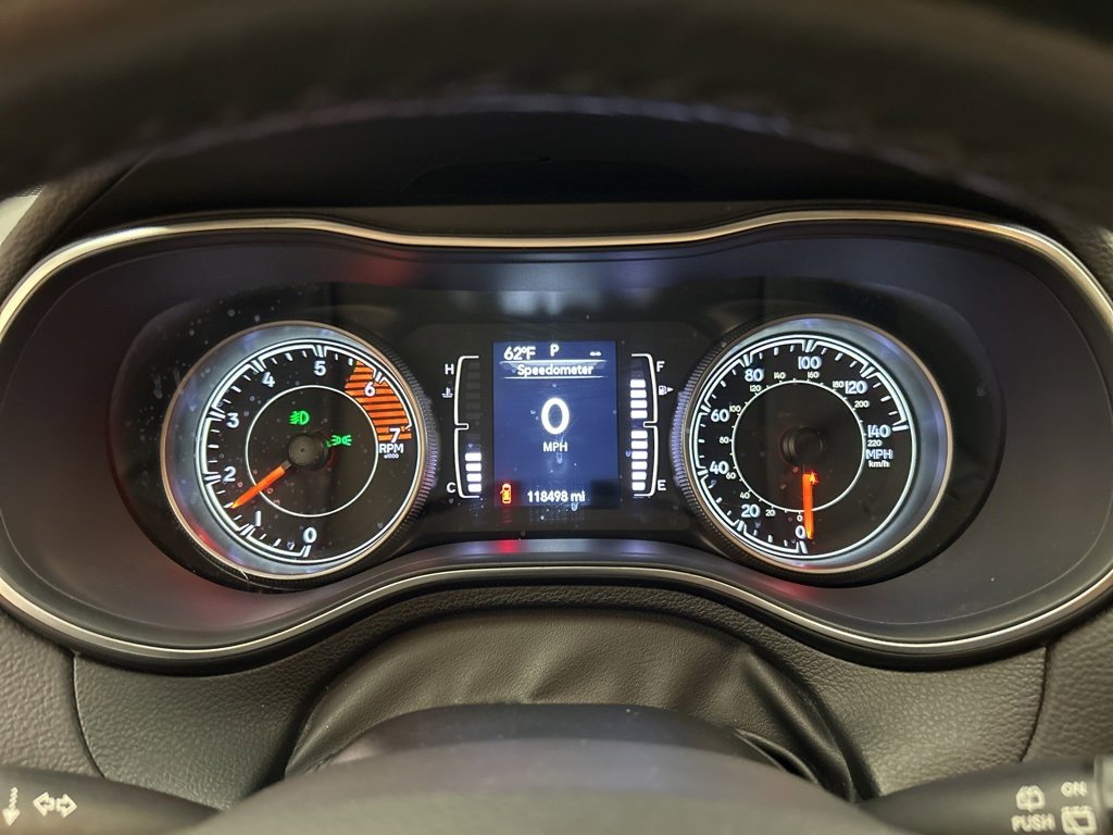 Used 2019 Jeep Cherokee Latitude Plus w/ Comfort/Convenience Group image 20