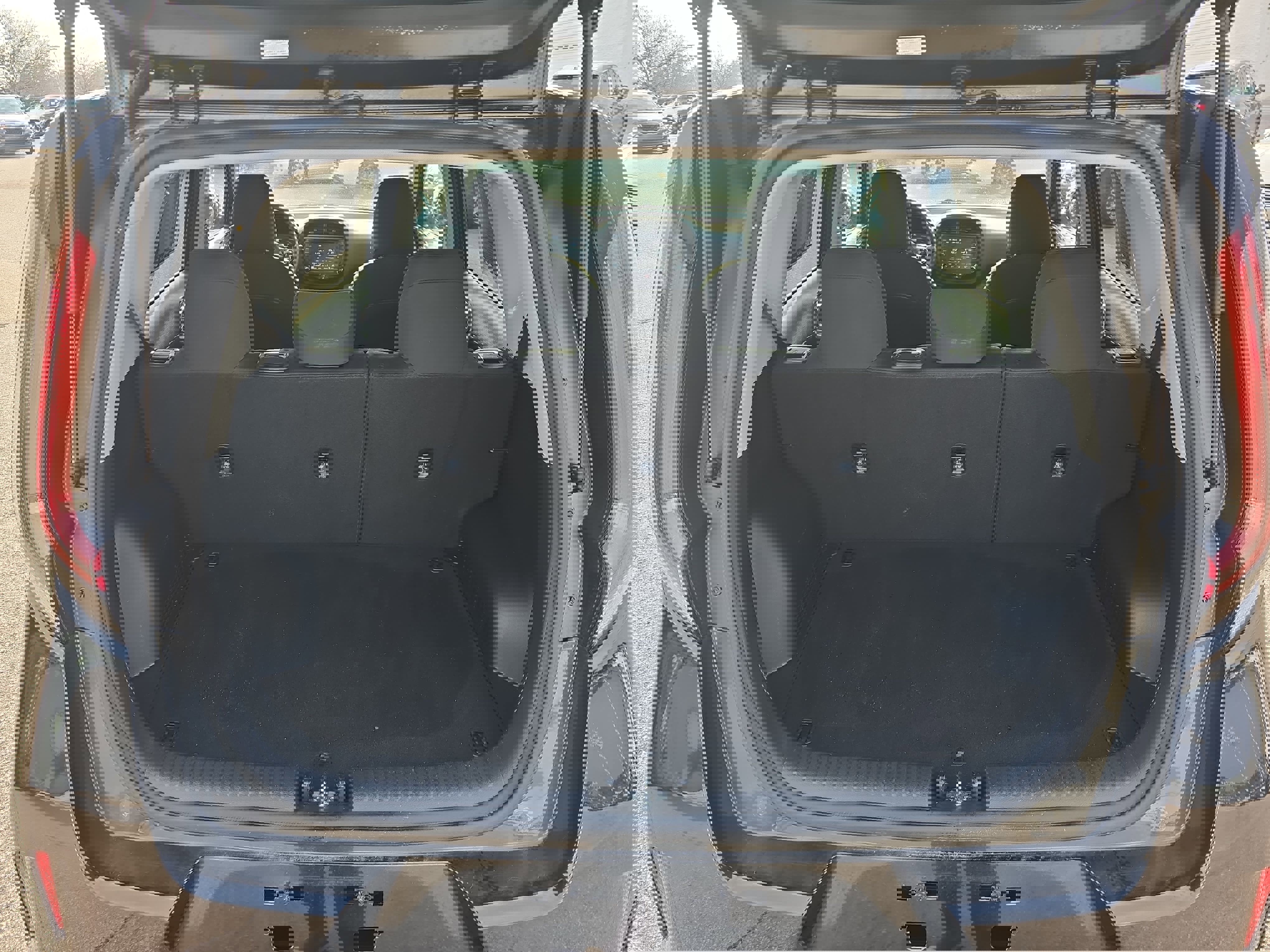 Used 2024 Kia Soul LX w/ Option Group 015 image 14