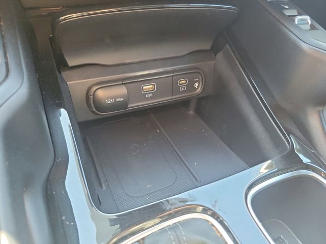 Used 2023 Kia Telluride S image 25