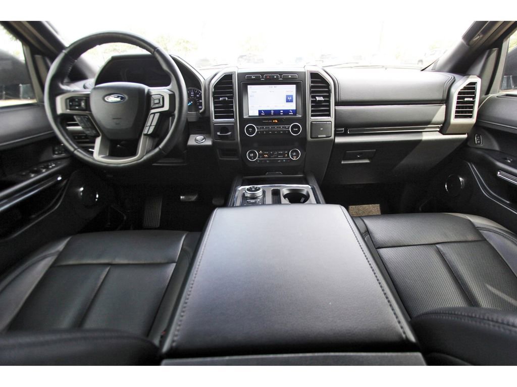 Used 2021 Ford Expedition XLT image 7
