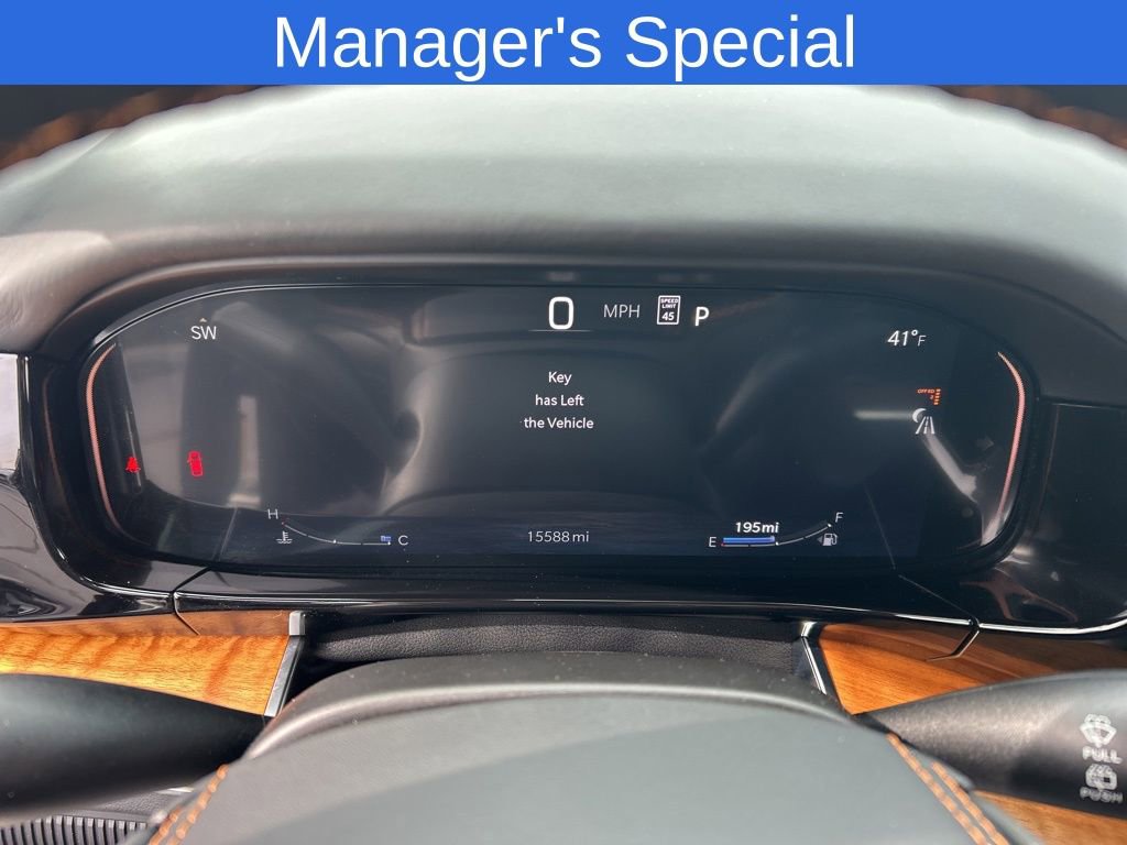 Used 2024 Jeep Grand Wagoneer Series III image 11