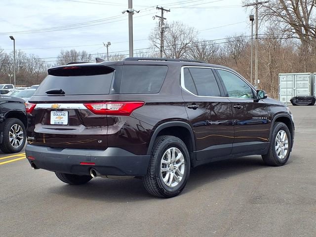 Used 2021 Chevrolet Traverse LT image 2