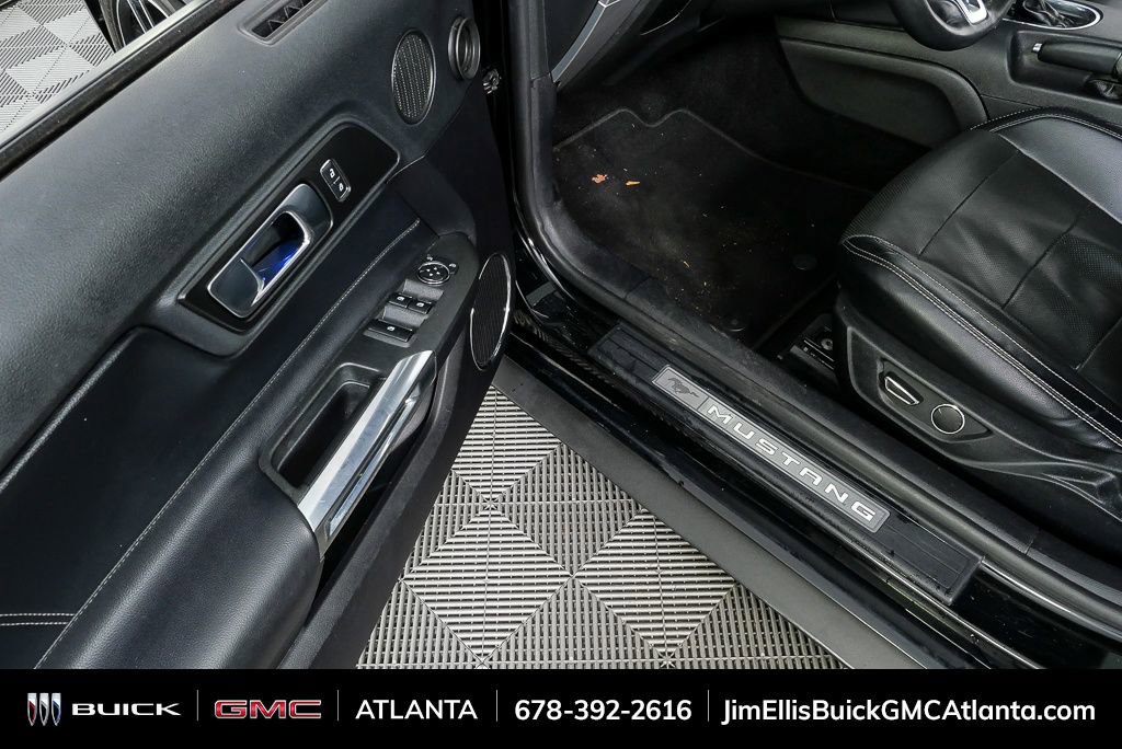 Used 2019 Ford Mustang Premium image 7