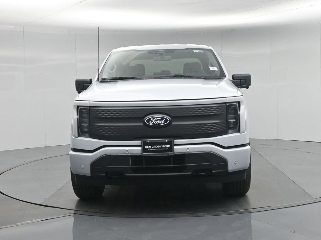 New 2025 Ford F150 Lightning Flash AWD/4WD image 30