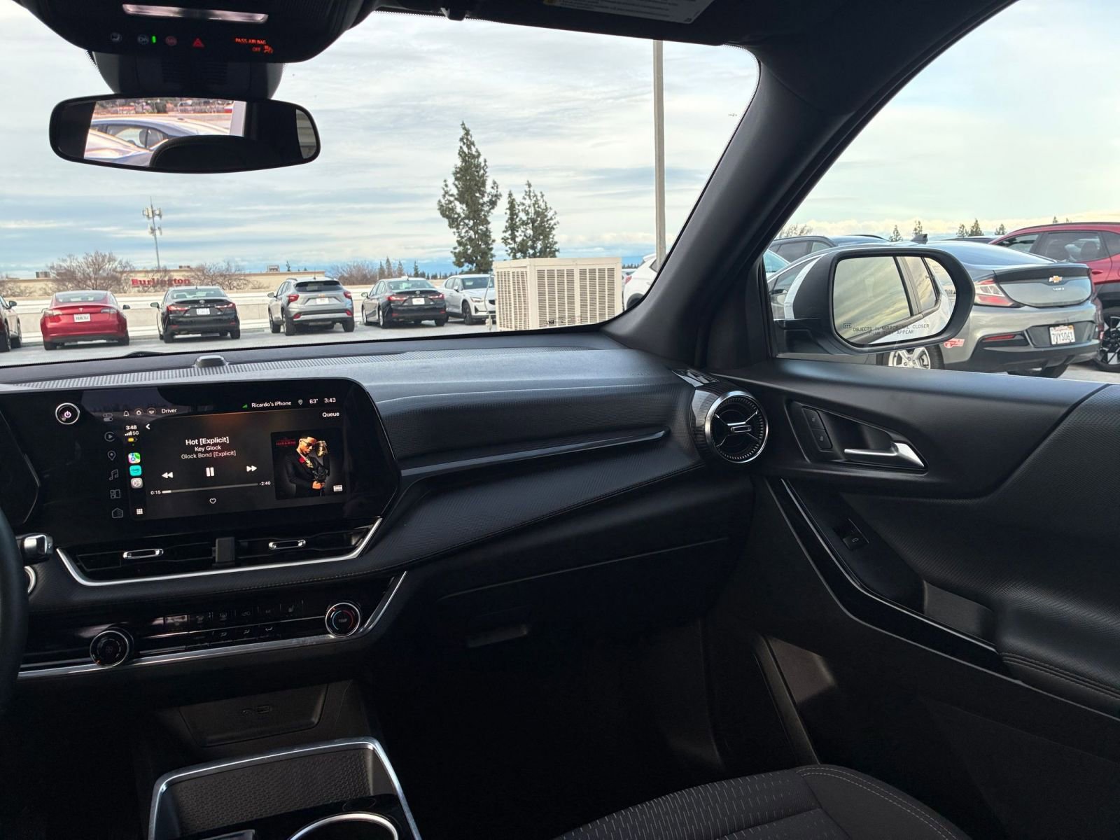 Used 2025 Chevrolet Equinox LT image 34