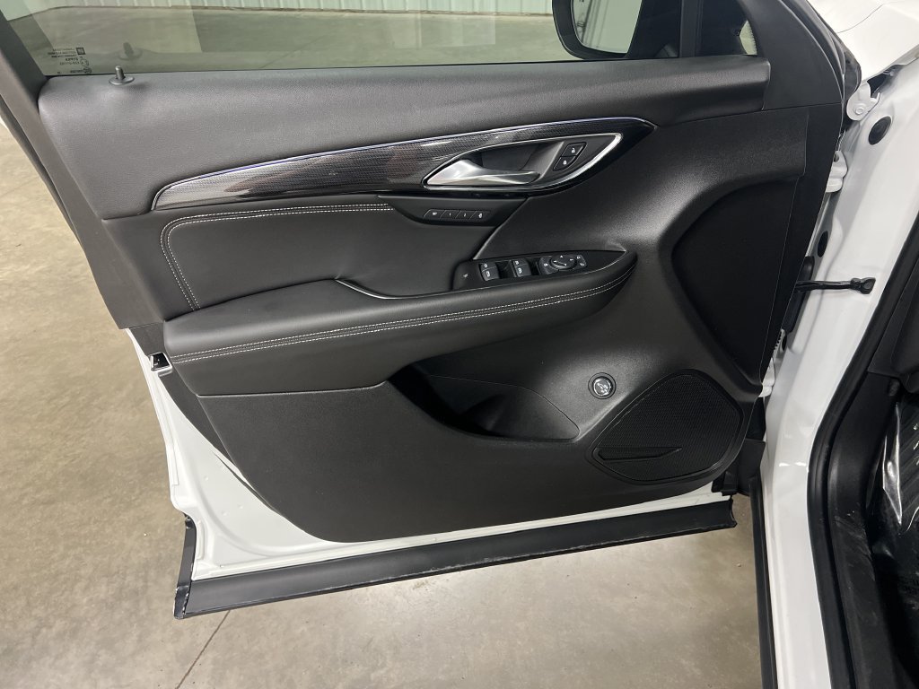 Certified 2023 Buick Envision Essence w/ Sport Touring Package AWD/4WD image 16
