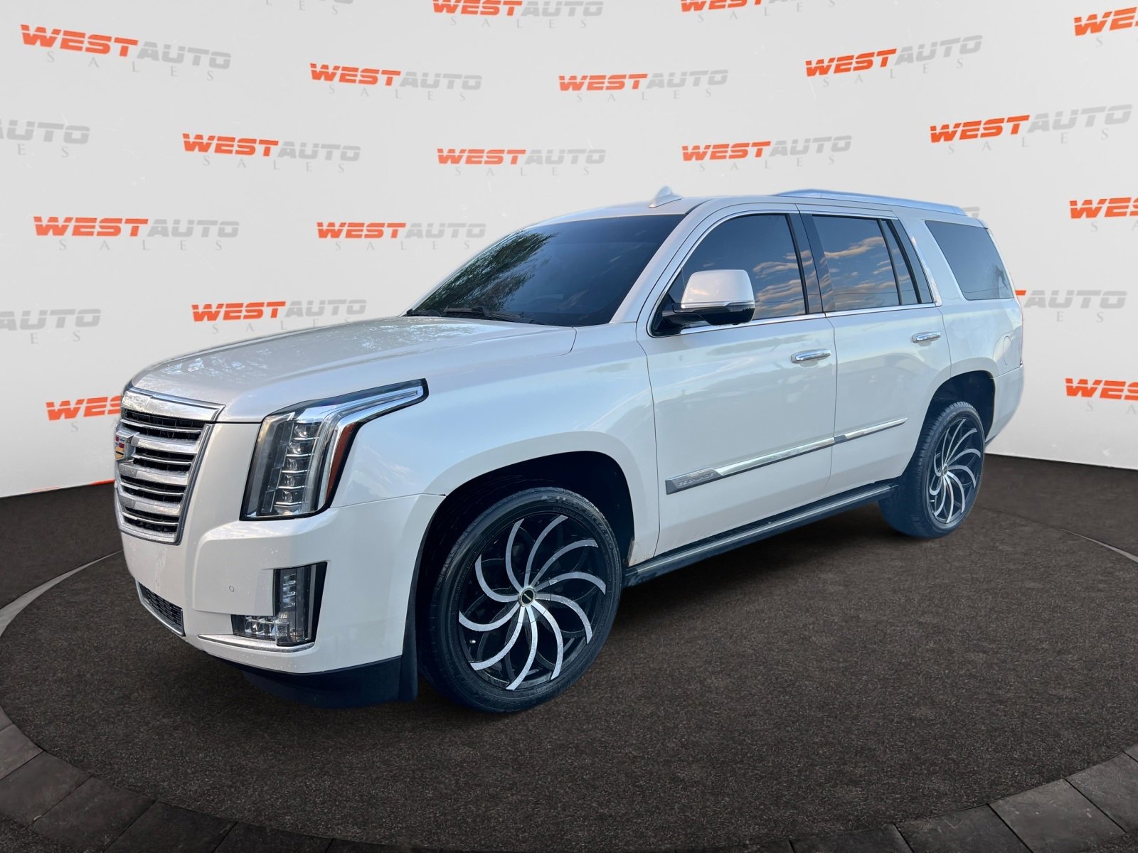 Used 2015 Cadillac Escalade Platinum
