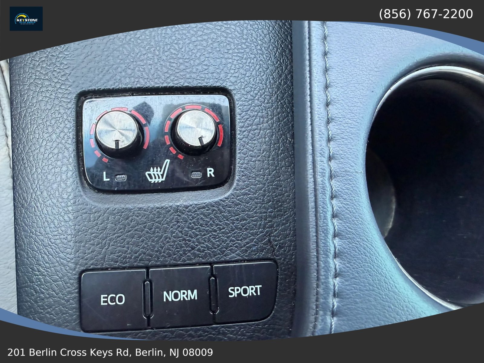 Used 2015 Toyota Avalon XLE FWD image 27