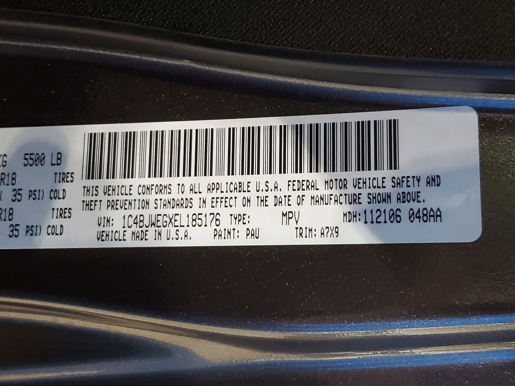 Used 2014 Jeep Wrangler Unlimited Sahara w/ Connectivity Group image 41