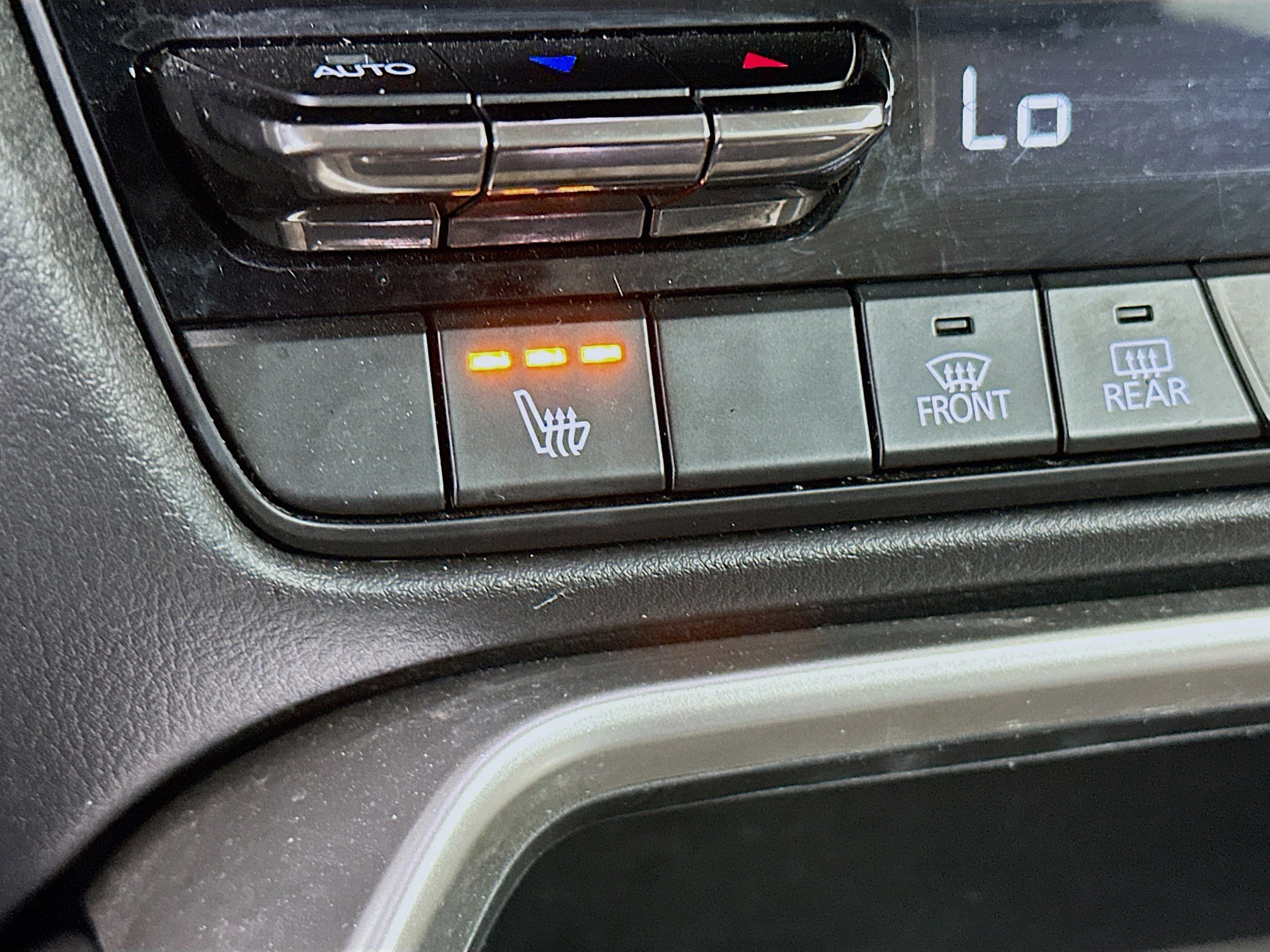 Used 2024 MAZDA CX-90 3.3 Turbo w/ Premium Package image 26