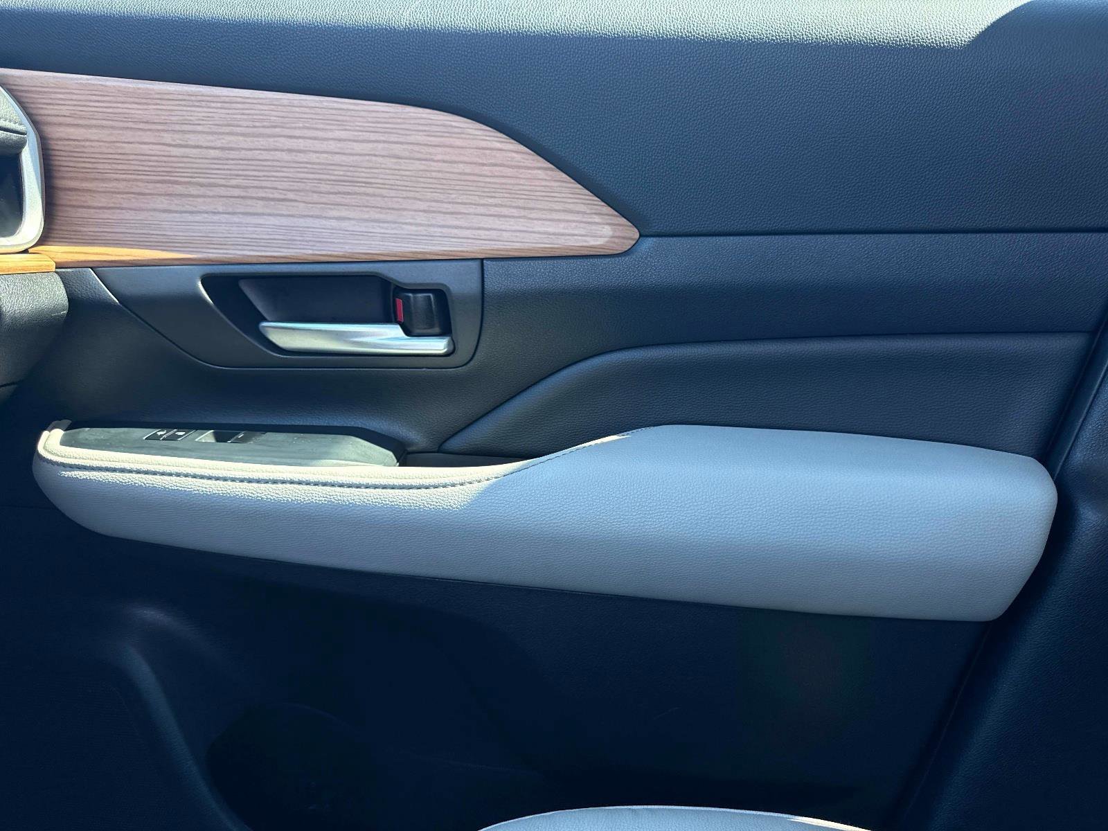 Used 2024 Toyota Grand Highlander Limited image 26