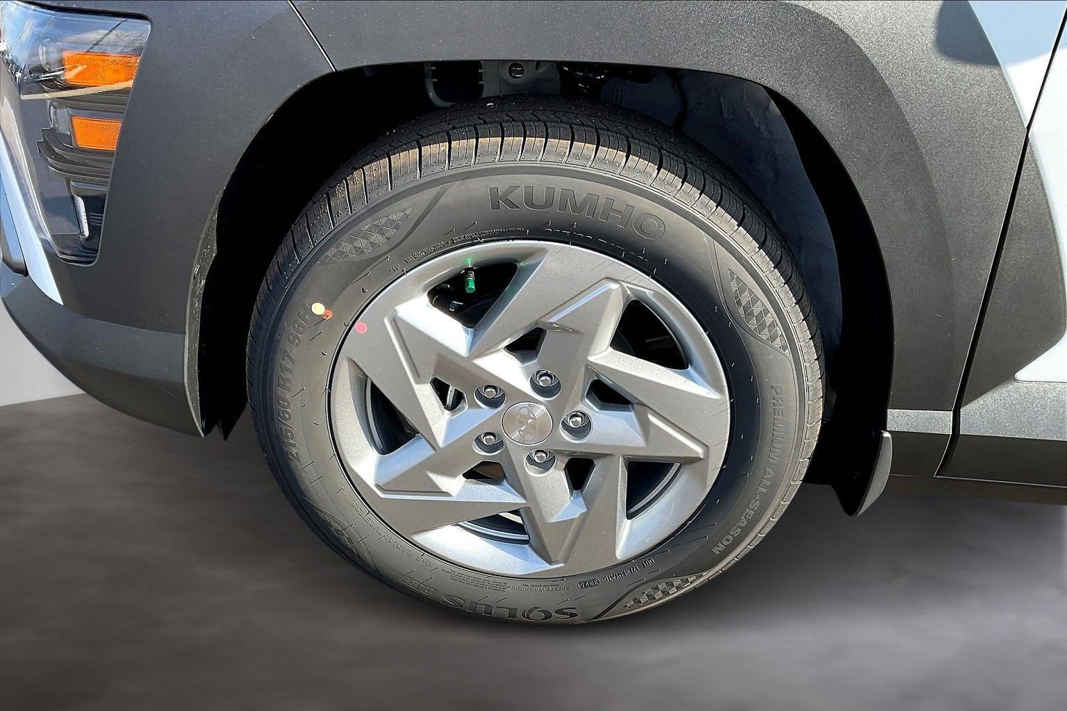 New 2026 Hyundai Kona SE image 13