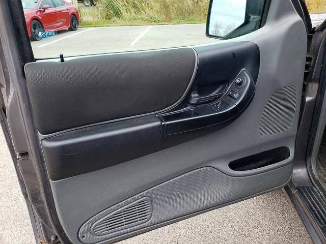 Used 2010 Ford Ranger XLT image 9