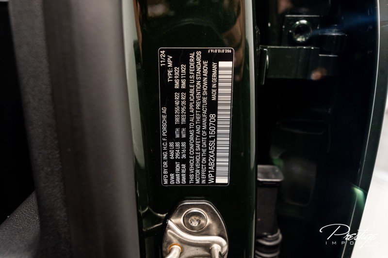 Used 2025 Porsche Macan 4S Electric image 60