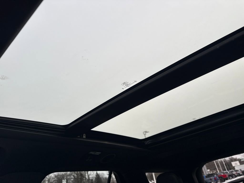 Used 2025 Ford Explorer ST w/ Sun And Sound Package image 45