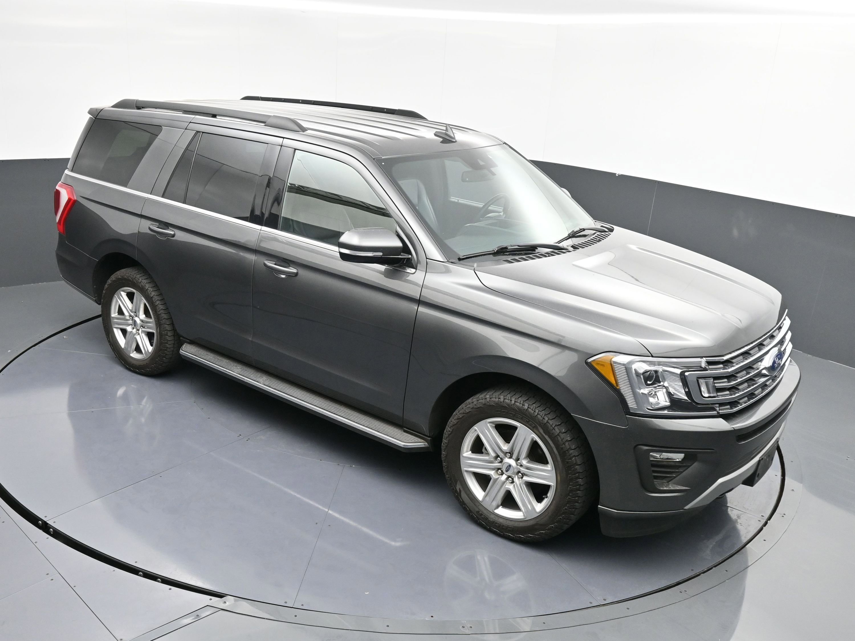 Used 2019 Ford Expedition XLT w/ Equipment Group 202A image 30