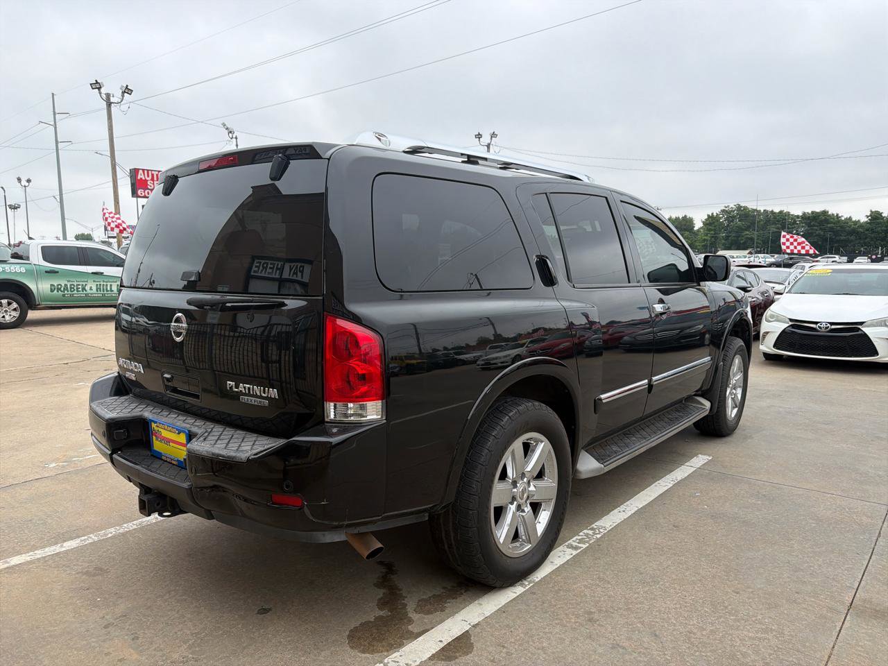 Used 2011 Nissan Armada Platinum w/ 2nd Row Captain Seat Pkg AWD/4WD image 5